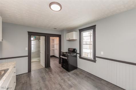 1431 Rowley Avenue Cleveland OH 44109