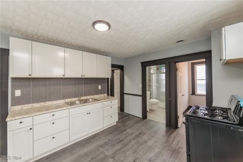 1431 Rowley Avenue Cleveland OH 44109