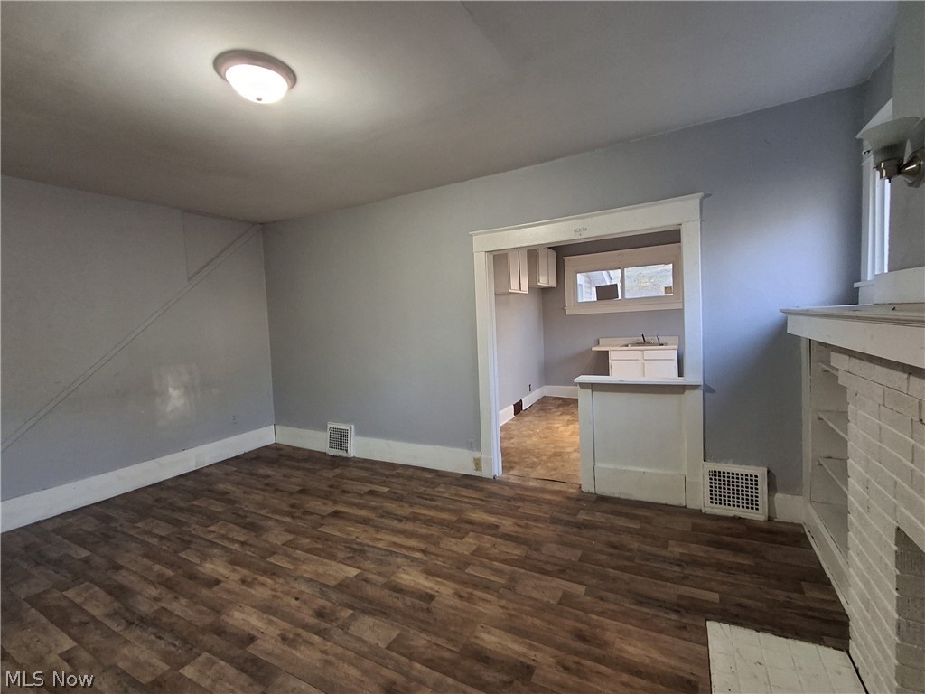 909 Bradshaw Avenue East Liverpool OH 43920