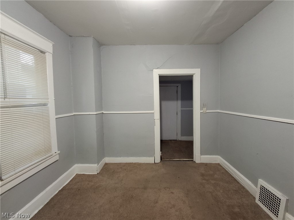 909 Bradshaw Avenue East Liverpool OH 43920