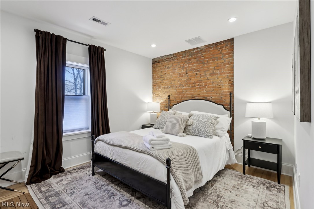 3015 Chatham Avenue Cleveland OH 44113