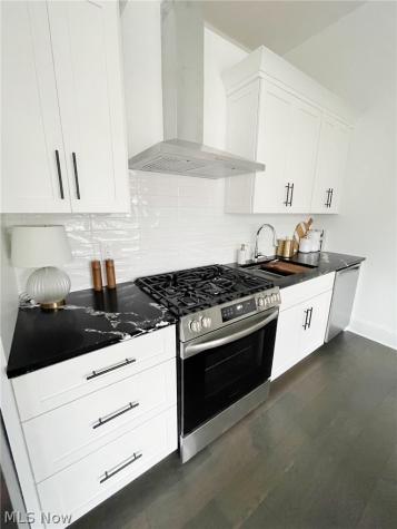 3015 Chatham Avenue Cleveland OH 44113