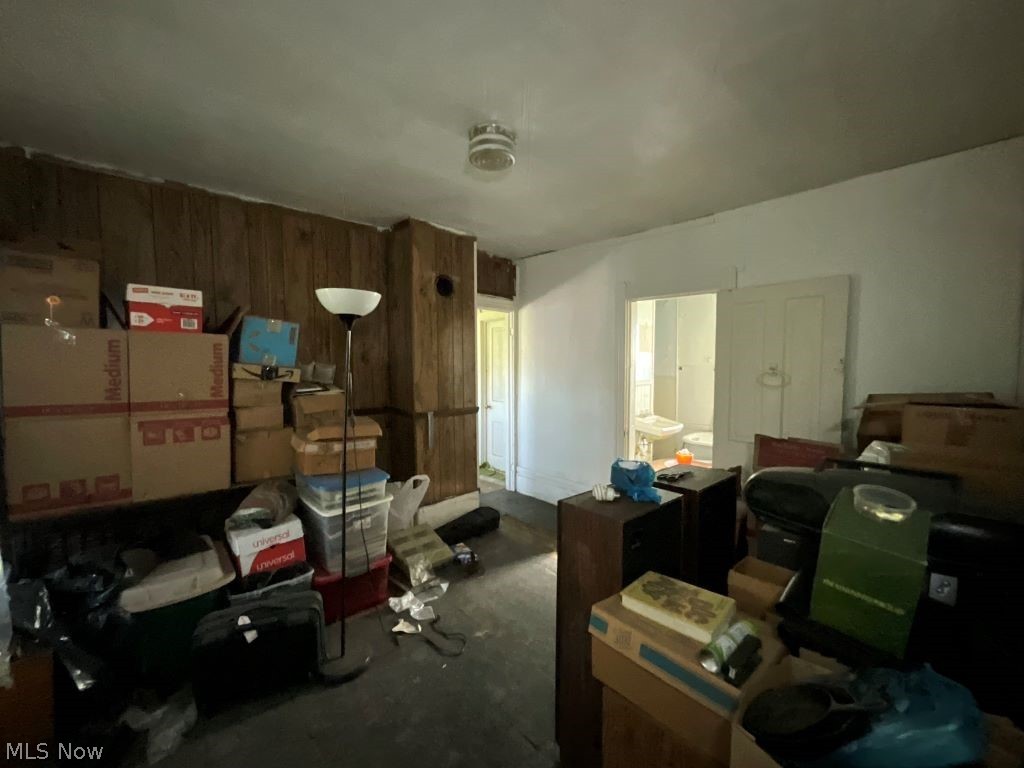 5911 Lexington Avenue Cleveland OH 44103