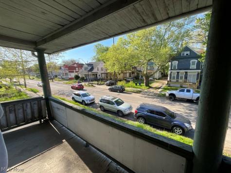 5911 Lexington Avenue Cleveland OH 44103