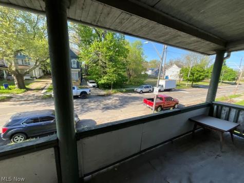 5911 Lexington Avenue Cleveland OH 44103