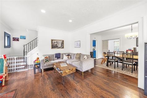 3124 Edgehill Road Cleveland Heights OH 44118