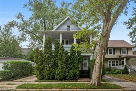 17476 Shaw Avenue Lakewood OH 44107
