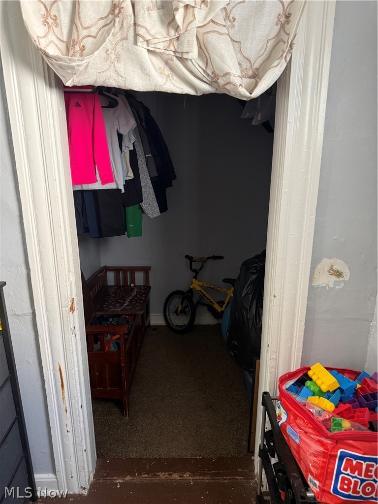 2054 W 83rd Street Cleveland OH 44102