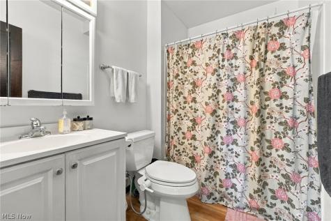 1183 Andrews Avenue Lakewood OH 44107