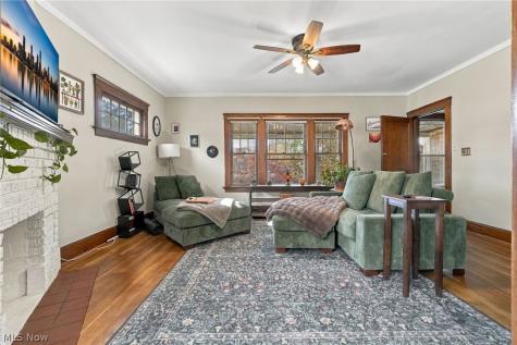 1183 Andrews Avenue Lakewood OH 44107