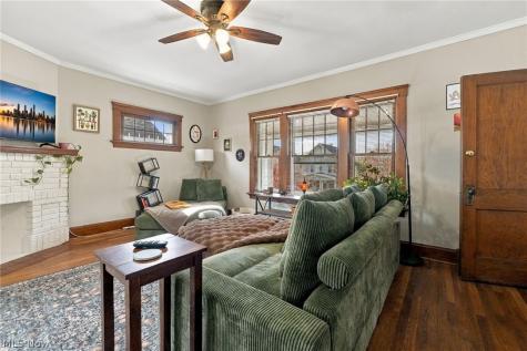 1183 Andrews Avenue Lakewood OH 44107