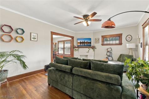 1183 Andrews Avenue Lakewood OH 44107