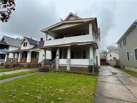11721 Hamlen Avenue Cleveland OH 44120
