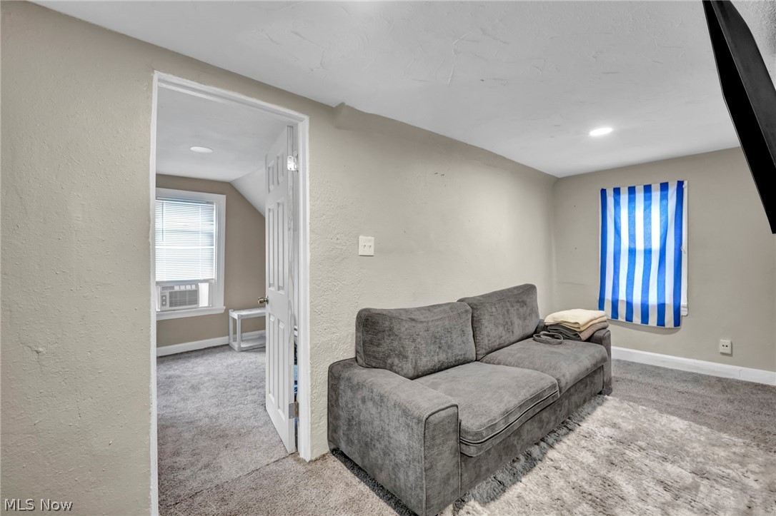 2235 E 101st Street Cleveland OH 44106