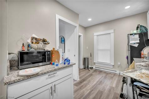 2235 E 101st Street Cleveland OH 44106