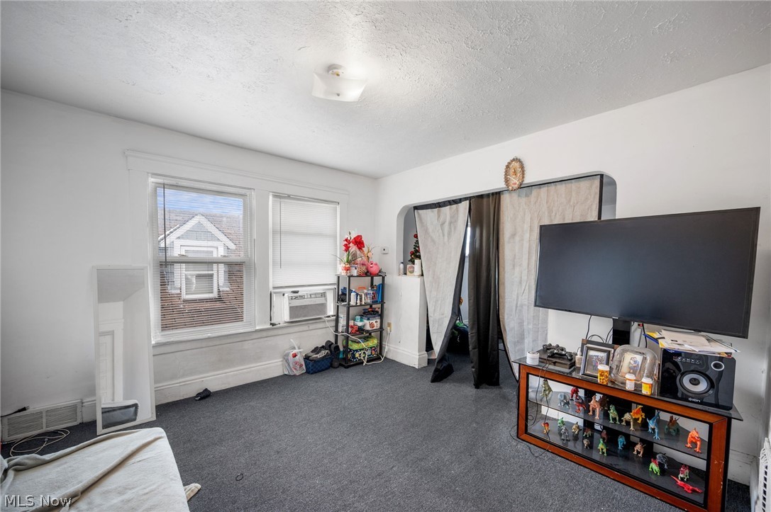 3426 W 65th Street Cleveland OH 44102