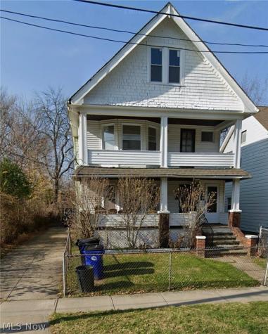 916 E 144th Street Cleveland OH 44110