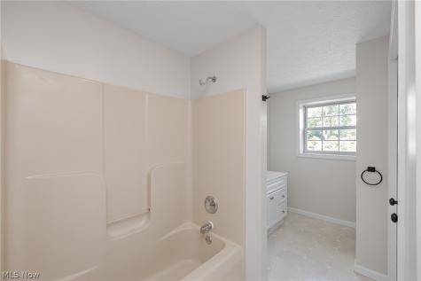 48903-48905 N Ridge Road Amherst OH 44001