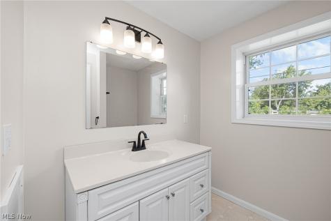 48903-48905 N Ridge Road Amherst OH 44001