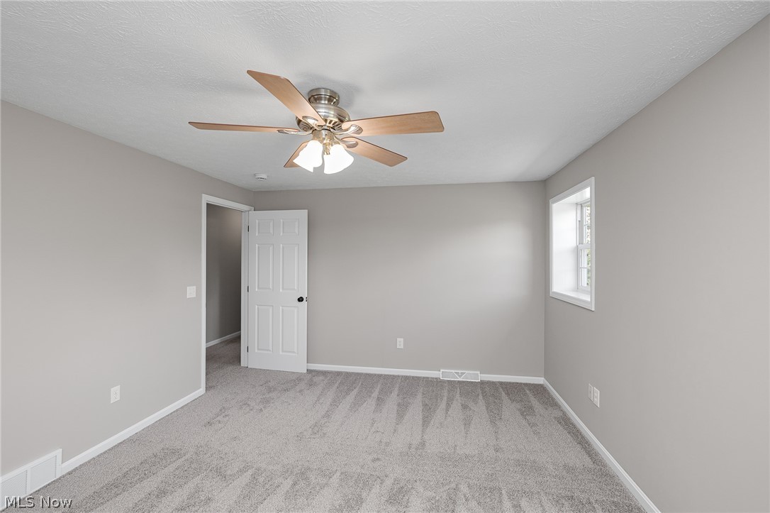 48903-48905 N Ridge Road Amherst OH 44001