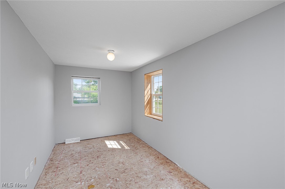 48903-48905 N Ridge Road Amherst OH 44001
