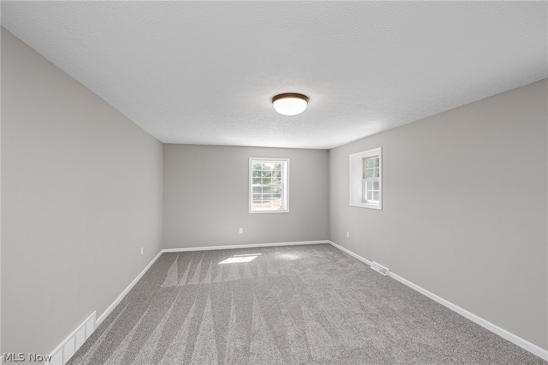48903-48905 N Ridge Road Amherst OH 44001