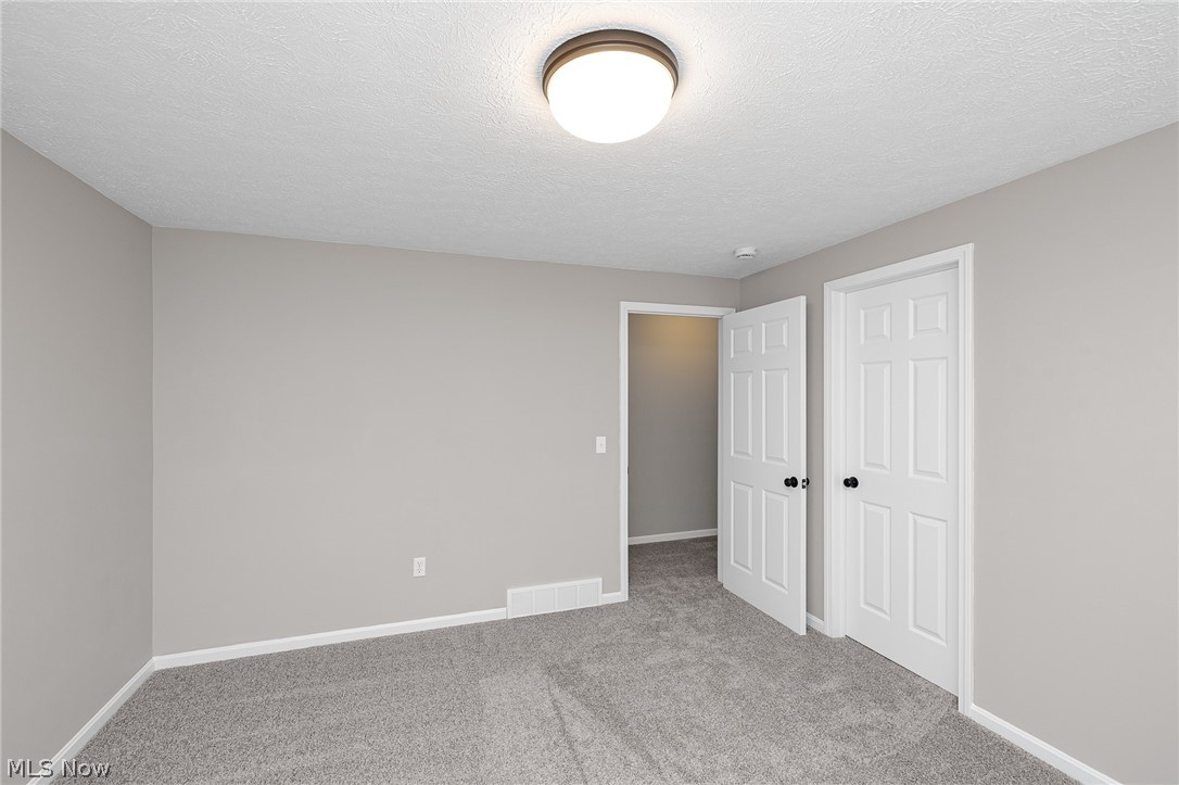 48903-48905 N Ridge Road Amherst OH 44001