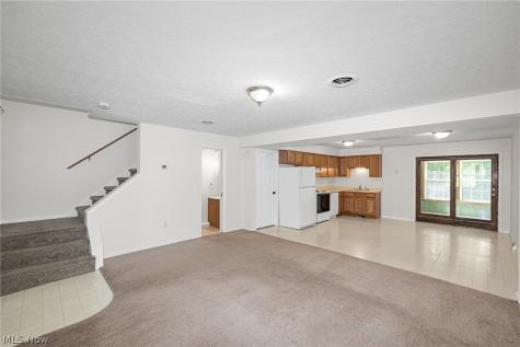 48903-48905 N Ridge Road Amherst OH 44001
