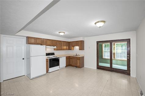48903-48905 N Ridge Road Amherst OH 44001