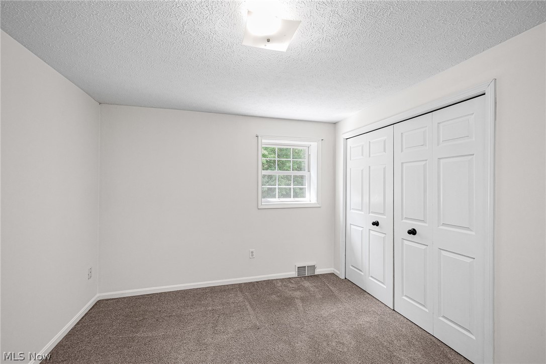 48903-48905 N Ridge Road Amherst OH 44001