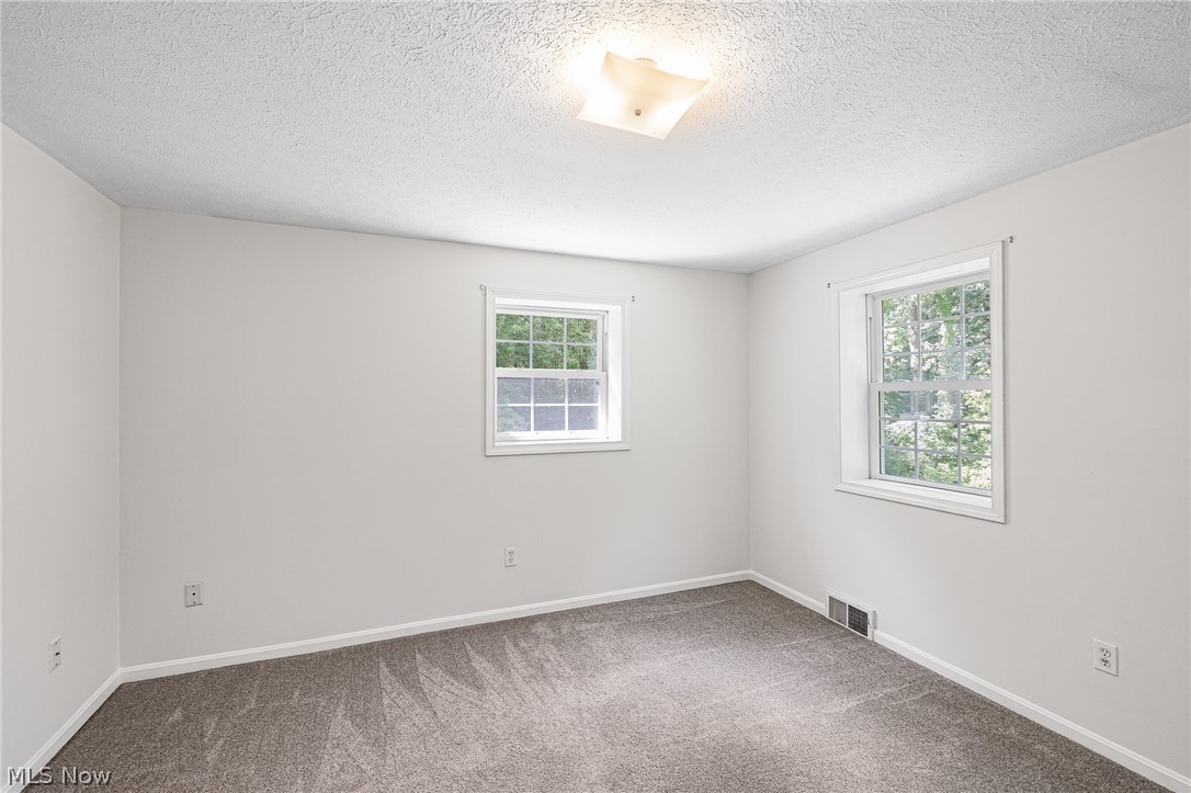 48903-48905 N Ridge Road Amherst OH 44001