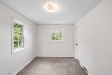48903-48905 N Ridge Road Amherst OH 44001