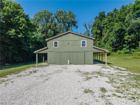 48903-48905 N Ridge Road Amherst OH 44001