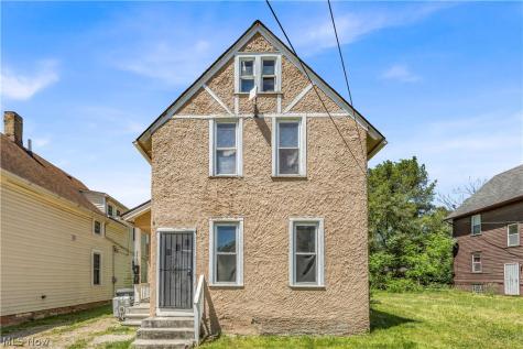 2480 E 86th Street Cleveland OH 44104