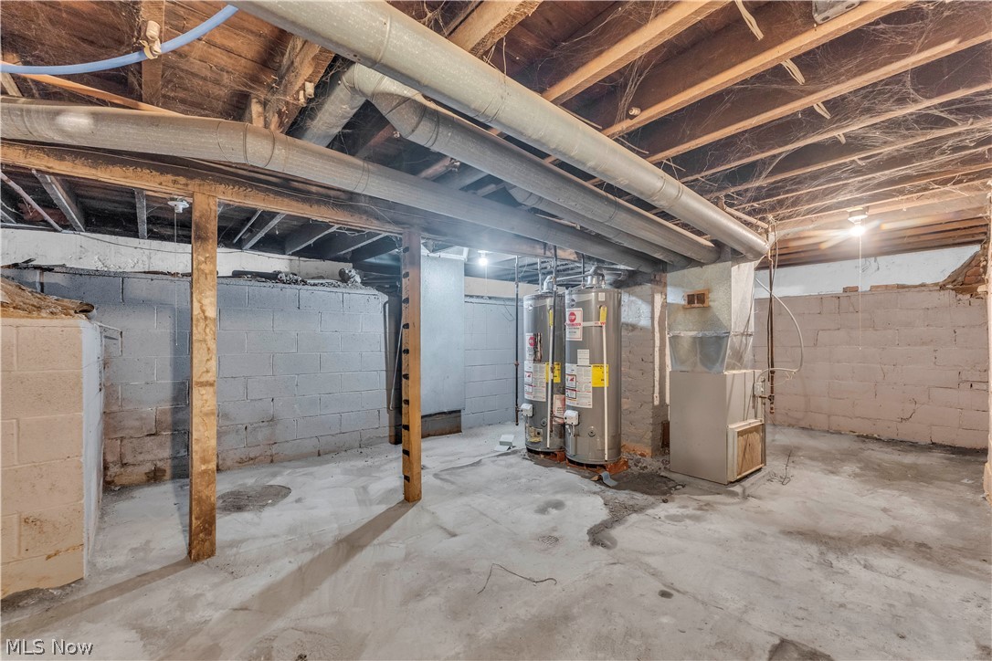 2480 E 86th Street Cleveland OH 44104