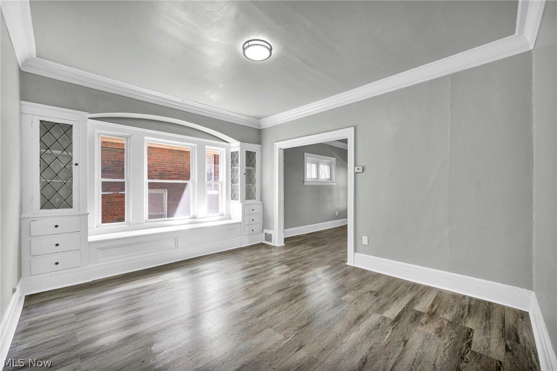 929 Thornhill Drive Cleveland OH 44108