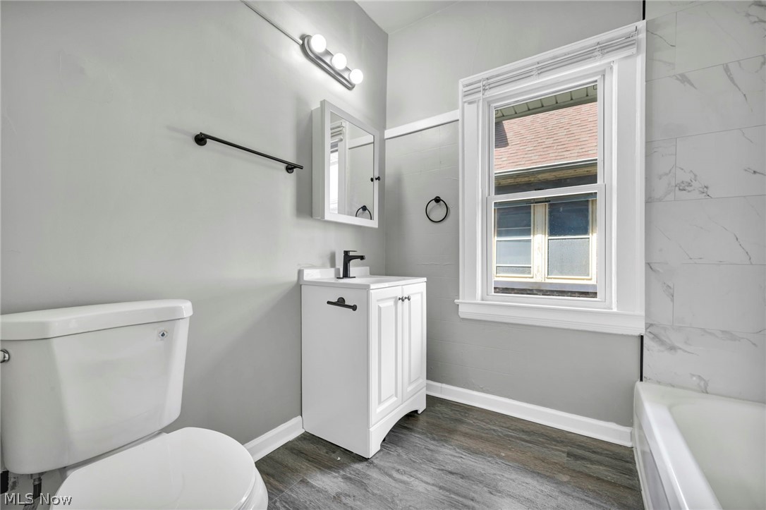 929 Thornhill Drive Cleveland OH 44108