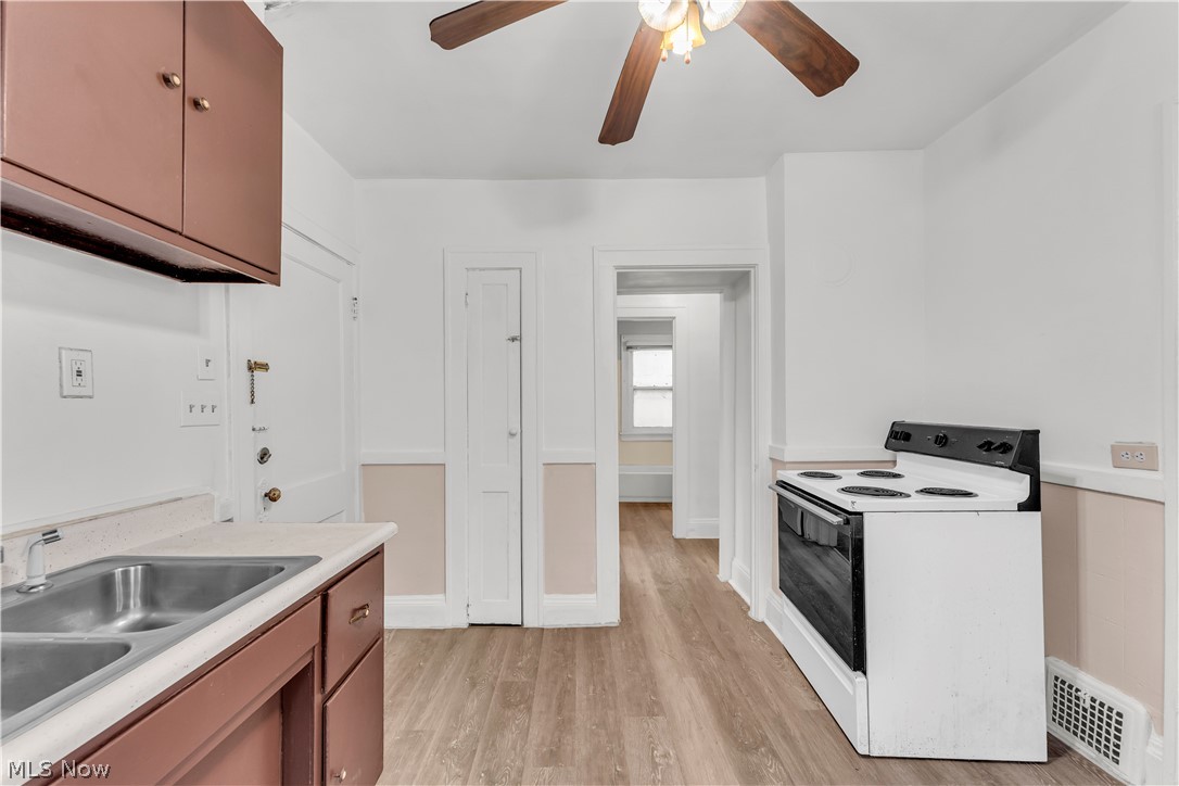 1109 E 169th Street Cleveland OH 44110
