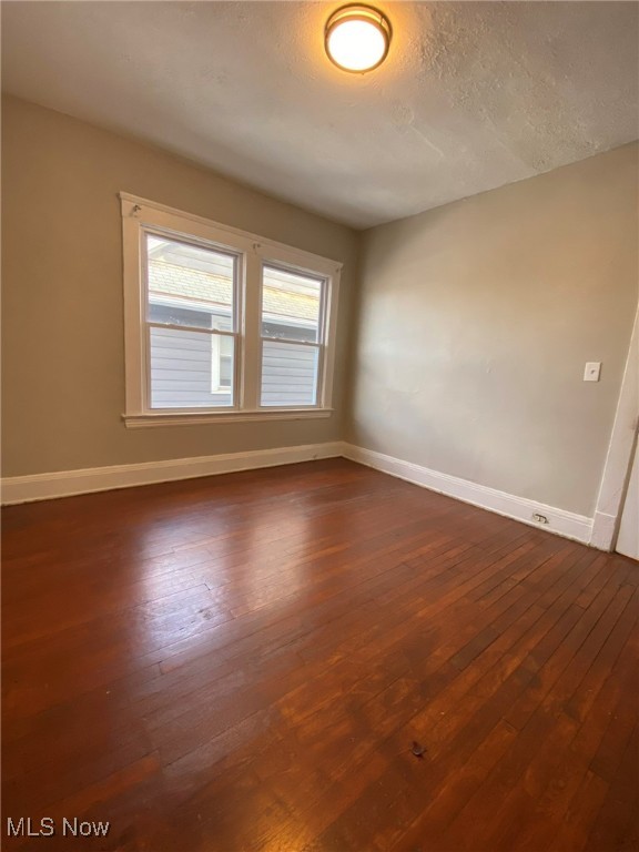 1676 Glenmont Road Cleveland Heights OH 44118