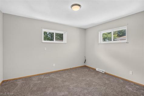 938 E 216th Street Euclid OH 44119