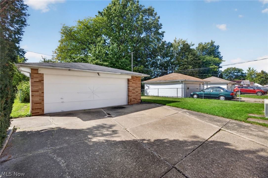 938 E 216th Street Euclid OH 44119