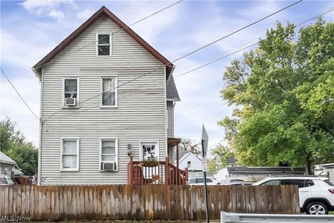 3617 Siam Cleveland OH 44113