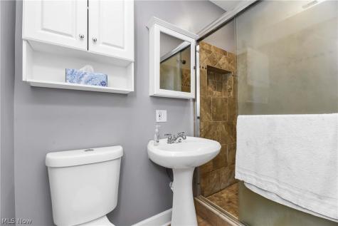 3617 Siam Cleveland OH 44113
