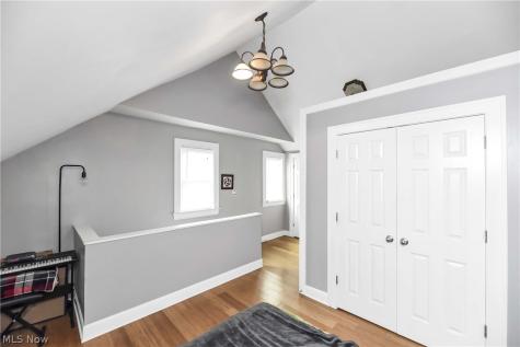 3617 Siam Cleveland OH 44113