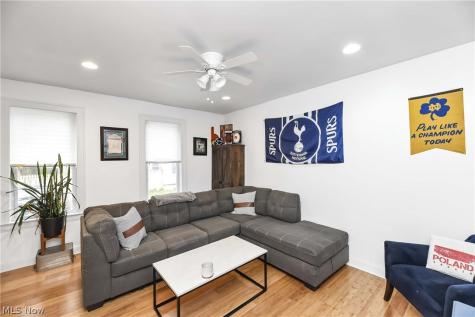 3617 Siam Cleveland OH 44113