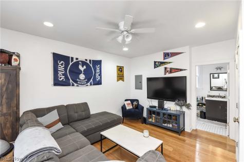3617 Siam Cleveland OH 44113