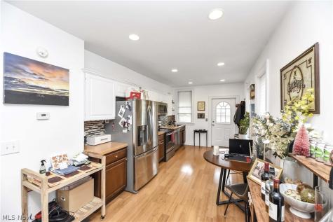 3617 Siam Cleveland OH 44113