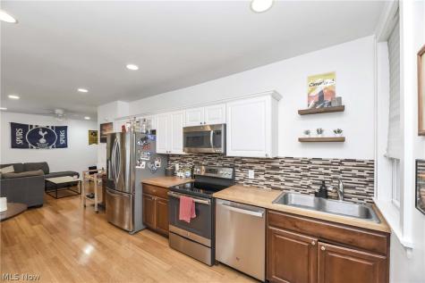 3617 Siam Cleveland OH 44113