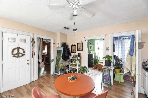 3617 Siam Cleveland OH 44113