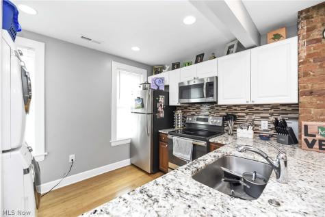 3617 Siam Cleveland OH 44113